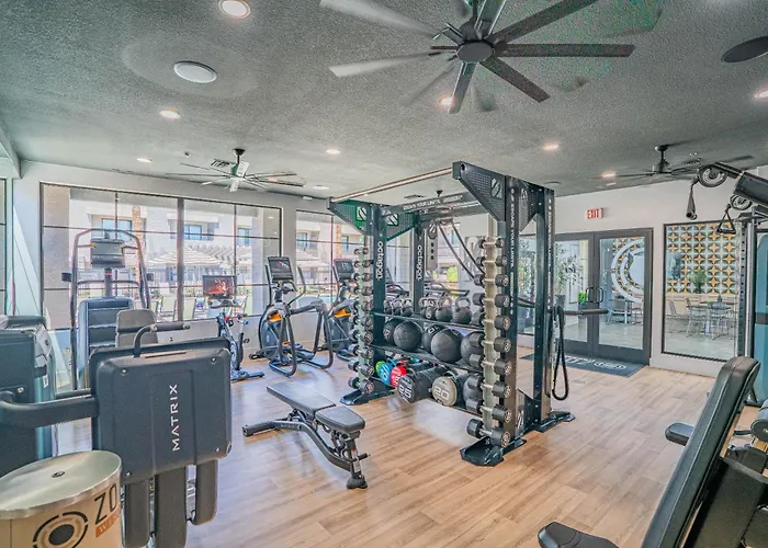 Apartament Westgate Pool Gym Wd Near Stadium *